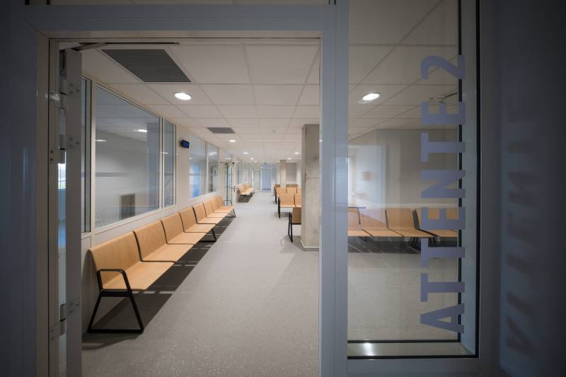 Espace d’attente patients – Confort et lisibilité des circulations