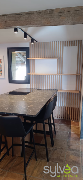 Un îlot central, véritable cœur de la cuisine