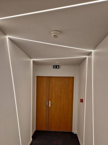 Un projet de menuiserie pour le bâtiment SRAS - Santé au Travail à Toulouse
